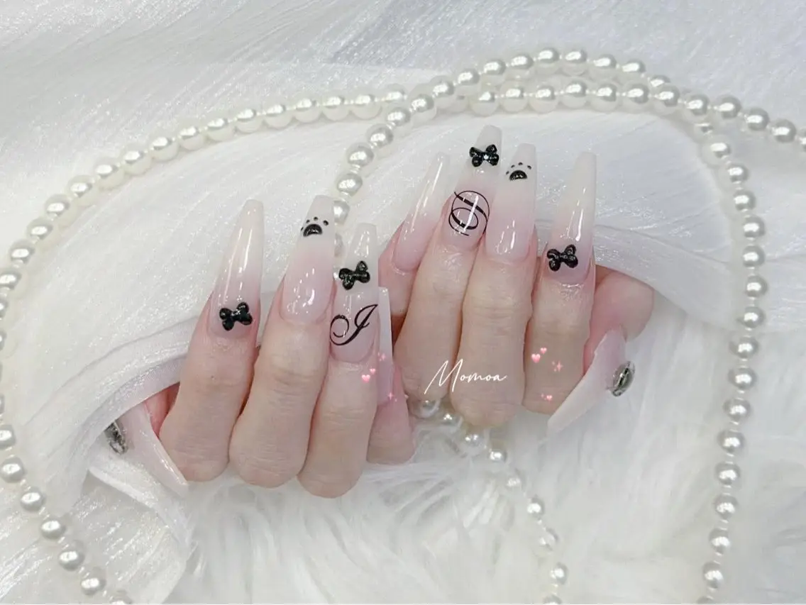 ネイル 成人式 大理石ネイル(マーブル) リボン ネイルチップ 冬ネイル ハンドネイル MoMoA Nail ネイル長さ出し専門店のネイルデザイン