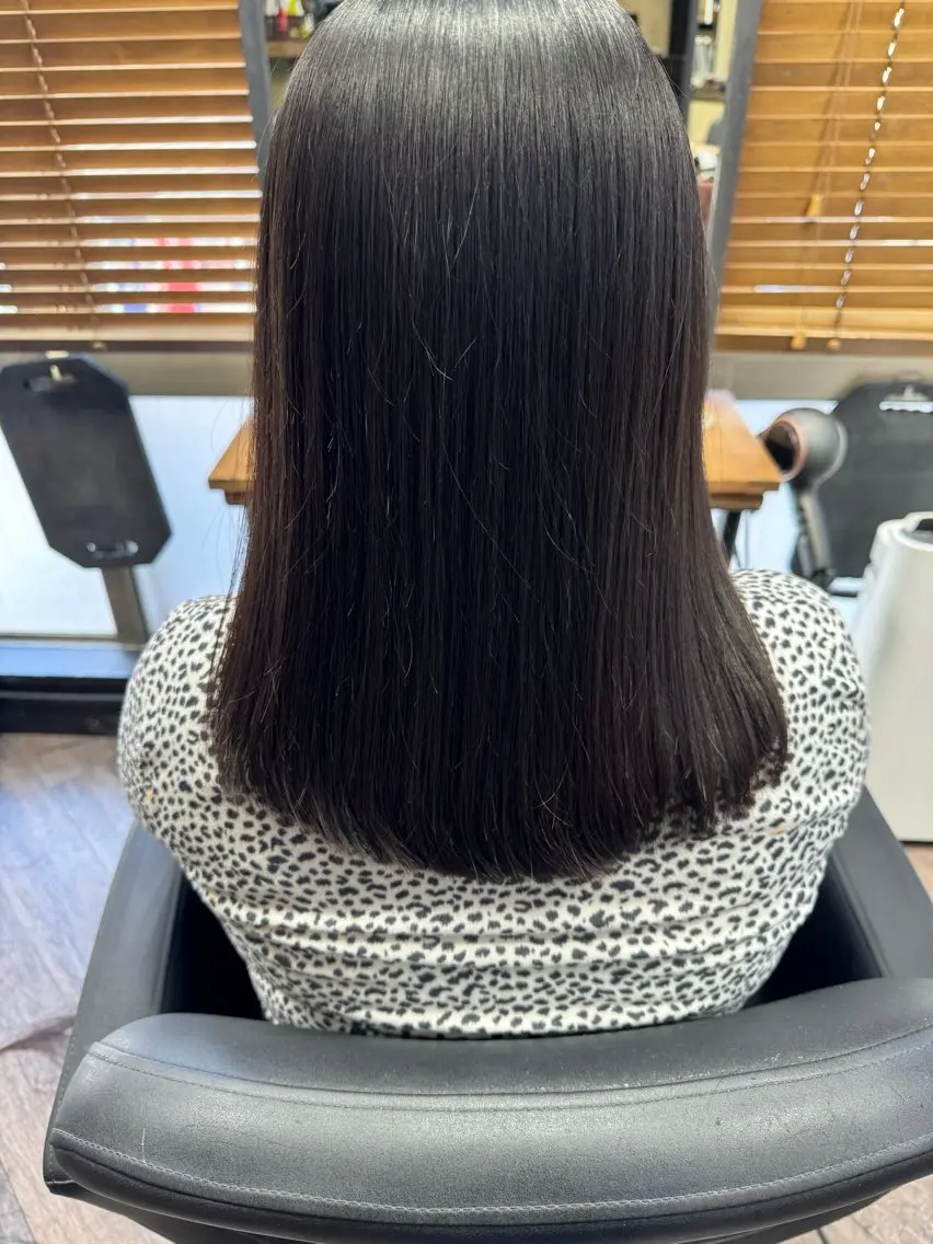 ミディアム 艶カラー🎀 YUUKAのヘアスタイル