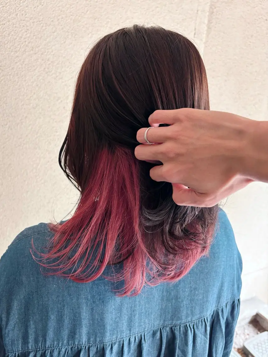 カラー インナーカラー ピンクカラー カット ヘアカラー 高橋 佑のヘアスタイル