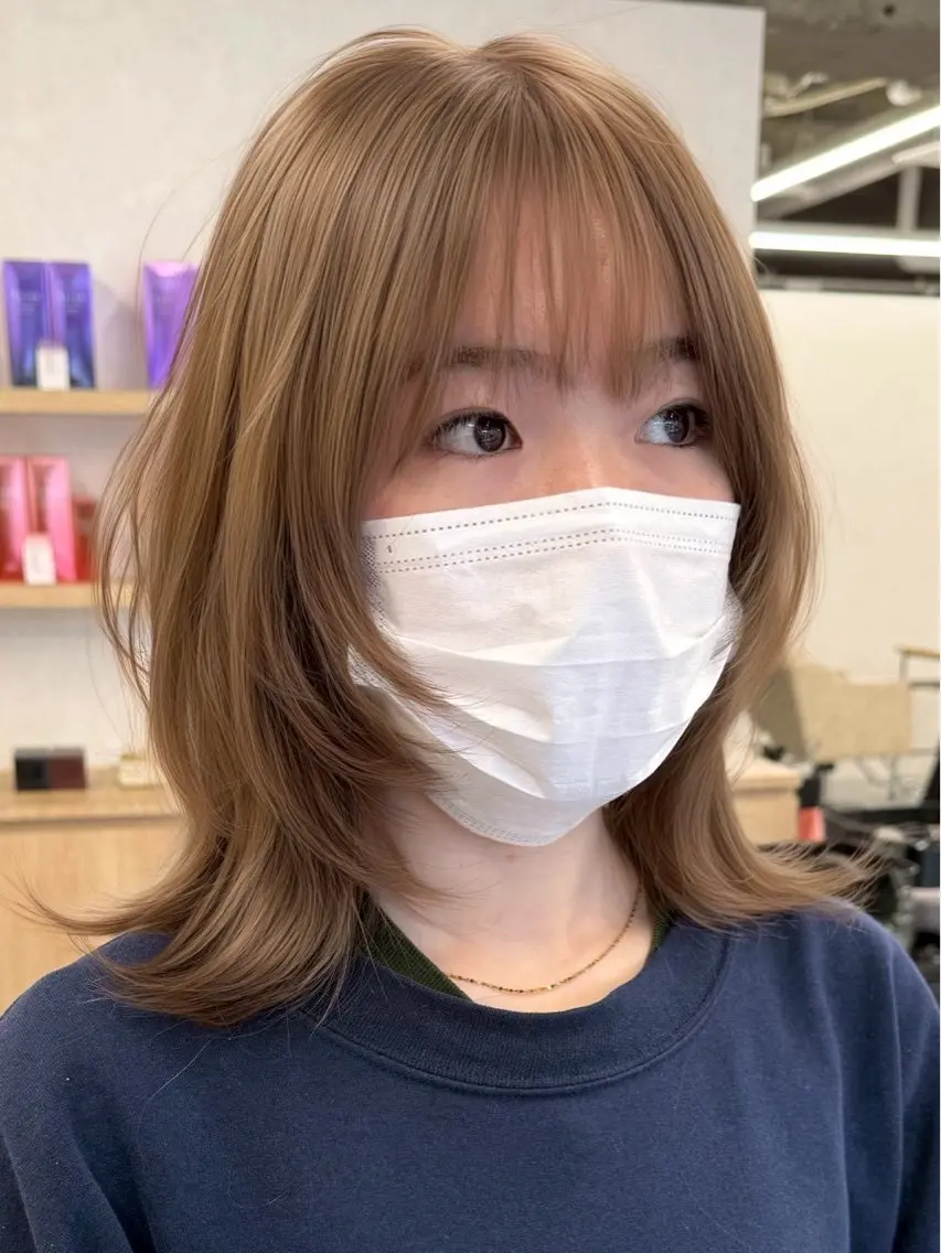 ミディアム ミディアムレイヤー レイヤーカット 溝口 開世のヘアスタイル