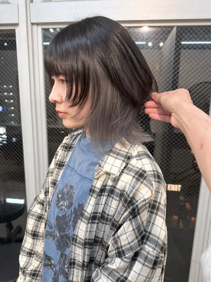 ミディアム カラー ウルフカット ヘアカラー SHOTO ハイトー ン/ブロンドカラーのヘアスタイル