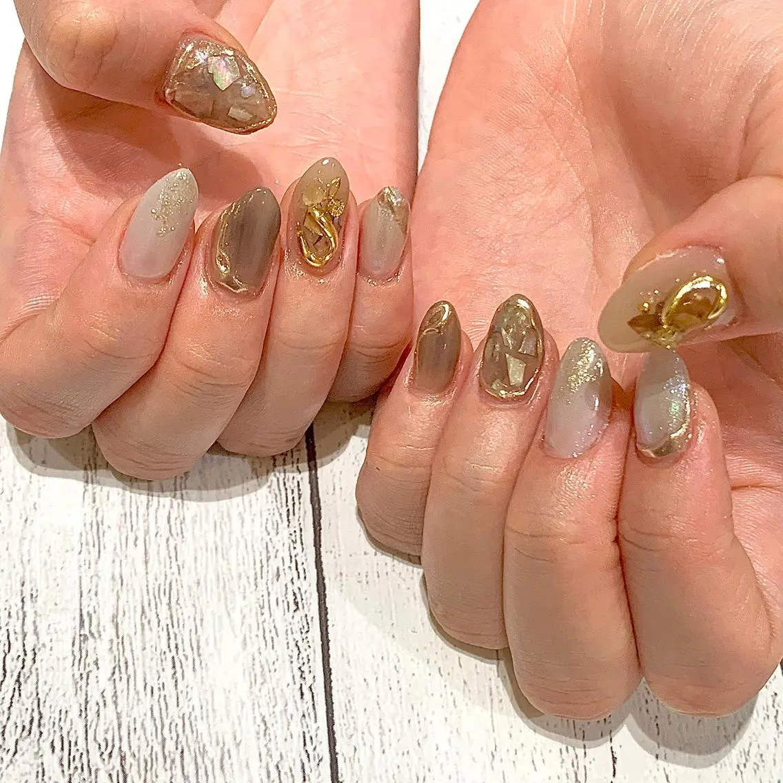ネイル ニュアンスネイル Sato. Mのネイルデザイン