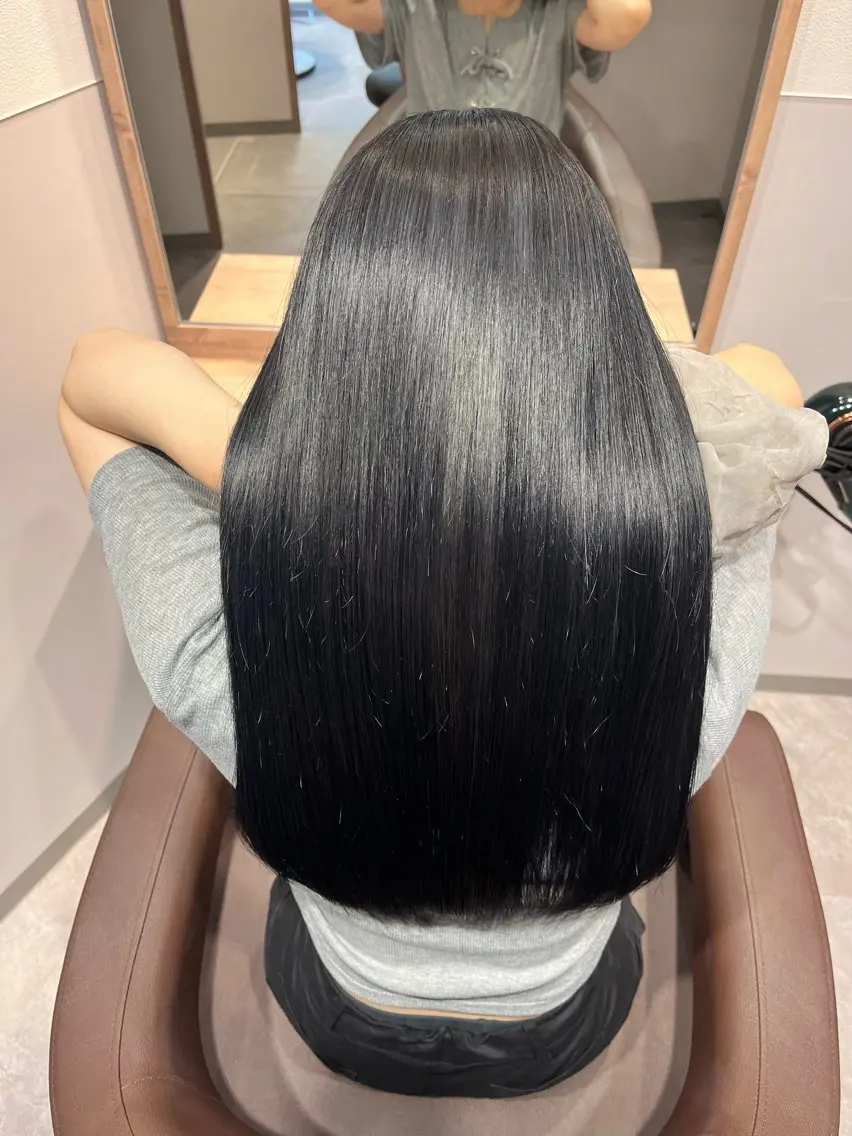 ロング カラー 黒髪 ブルーカラー ブルーブラック トリートメント カット ヘアカラー トリートメント 【美髪を叶える】中谷 彰宏（アキ)のヘアスタイル
