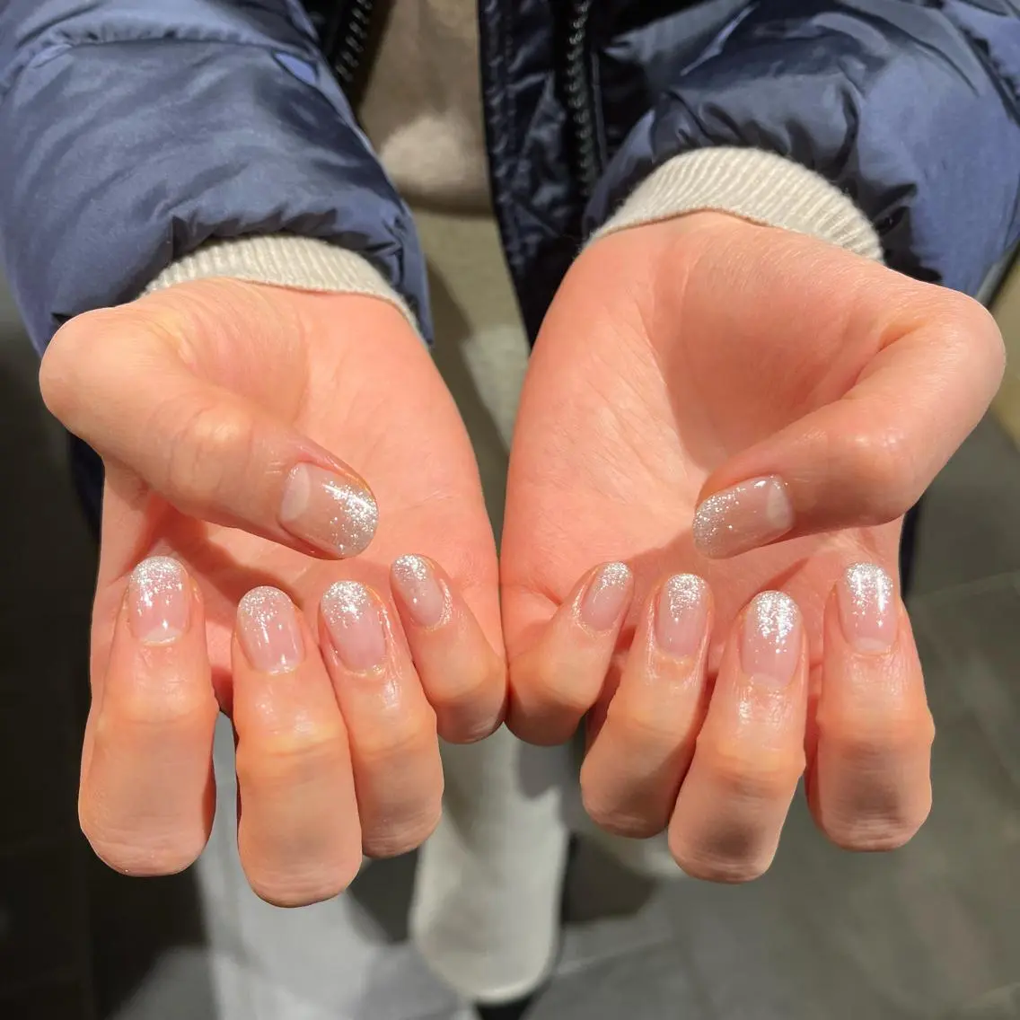 ネイル ジェルネイル グラデーション ラメ(グリッター) ラメグラデーション パラジェル ハンドネイル 鈴木 里奈のネイルデザイン