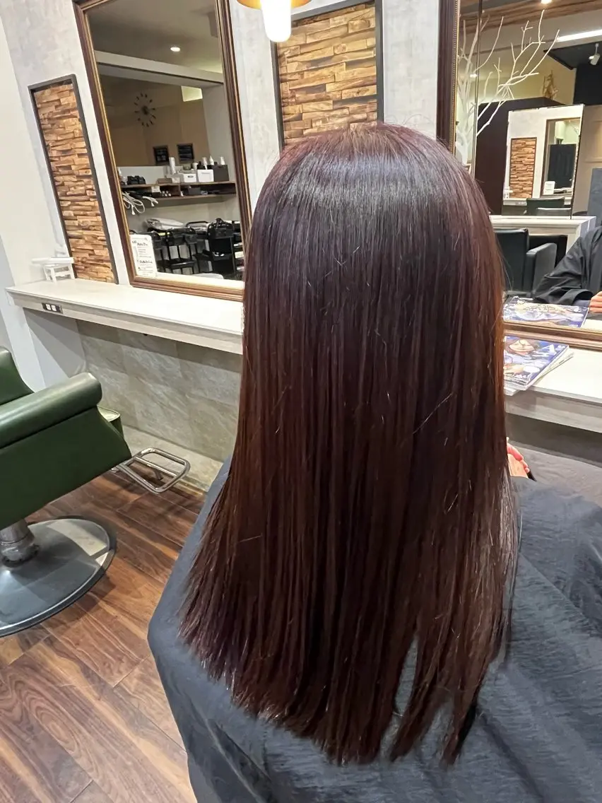 ロング カラー ヘアカラー 冨高 桃花のヘアスタイル