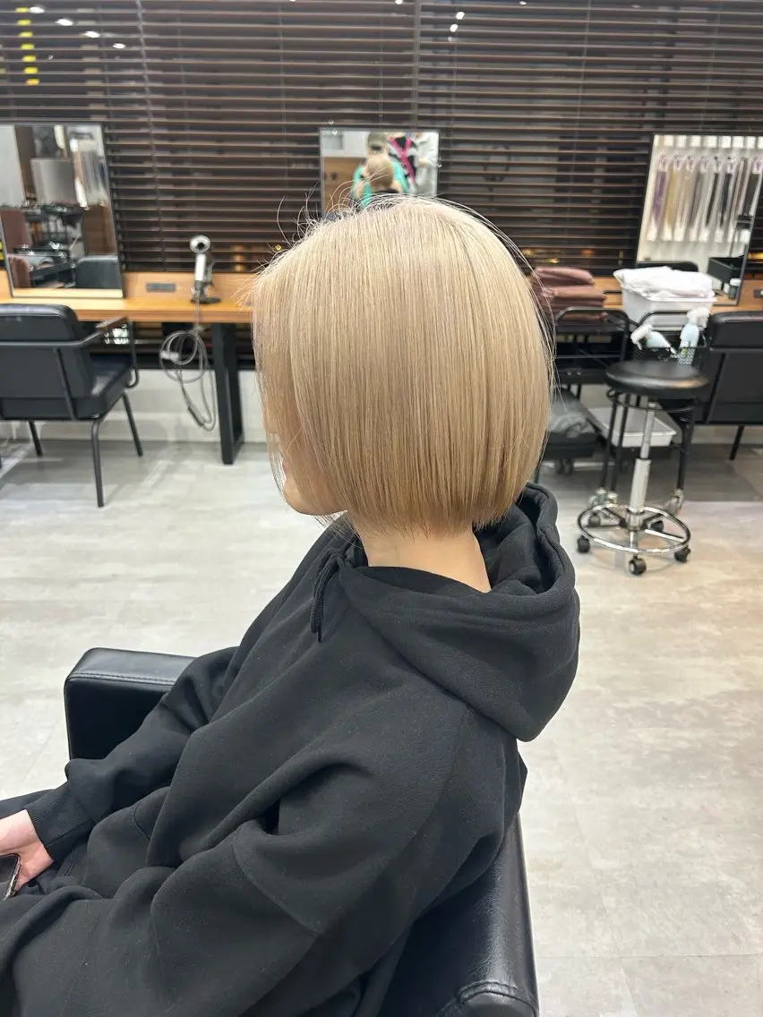 ショート カット ヘアカラー ENA💗NEXT /ハイトーンエクステのヘアスタイル