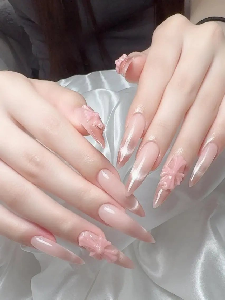 ネイル ブルー フラワーネイル レース 水色 マグネットネイル ハンドネイル Hana Rose Nailのネイルデザイン