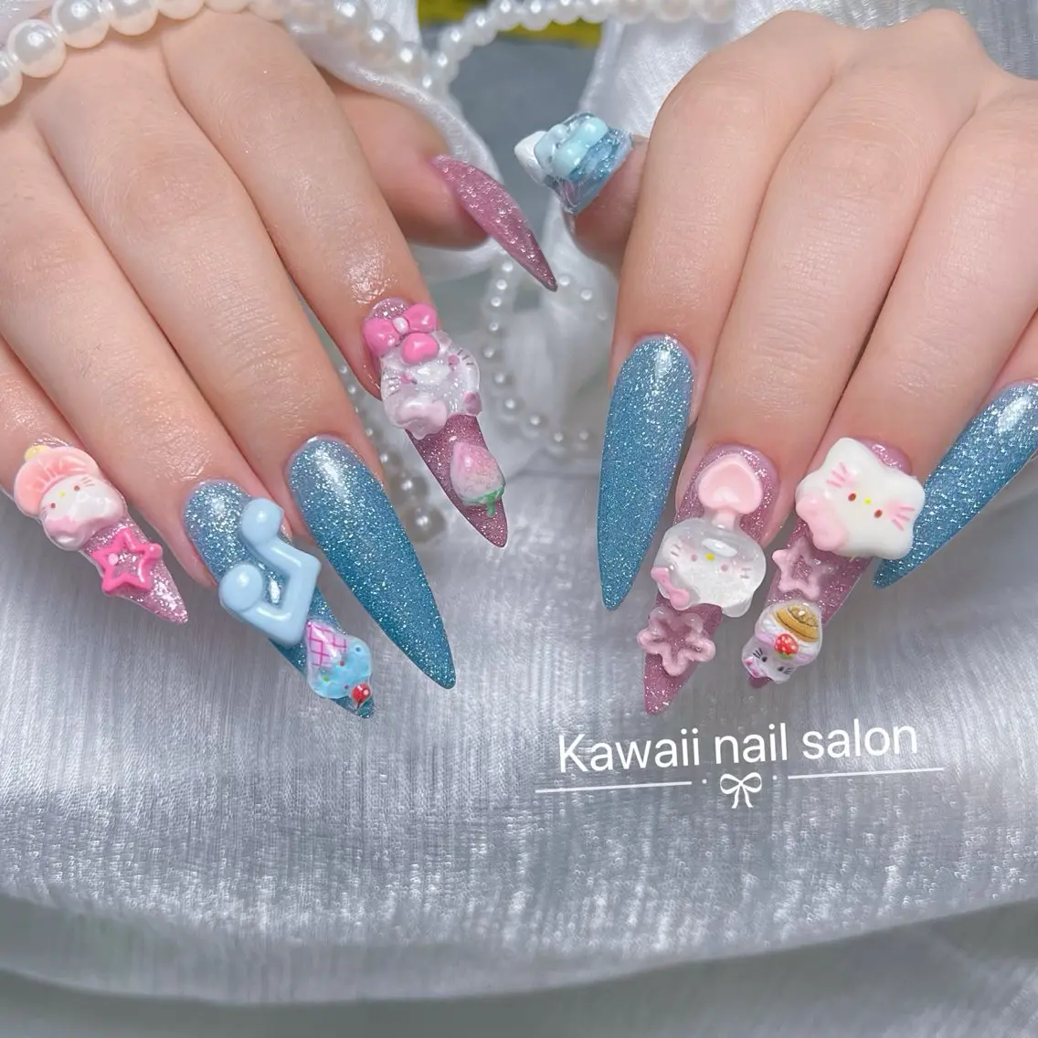 ネイル ドット フレンチネイル 韓国ネイル マグネットネイル オフィスネイル Kawaii Nail Salonのネイルデザイン
