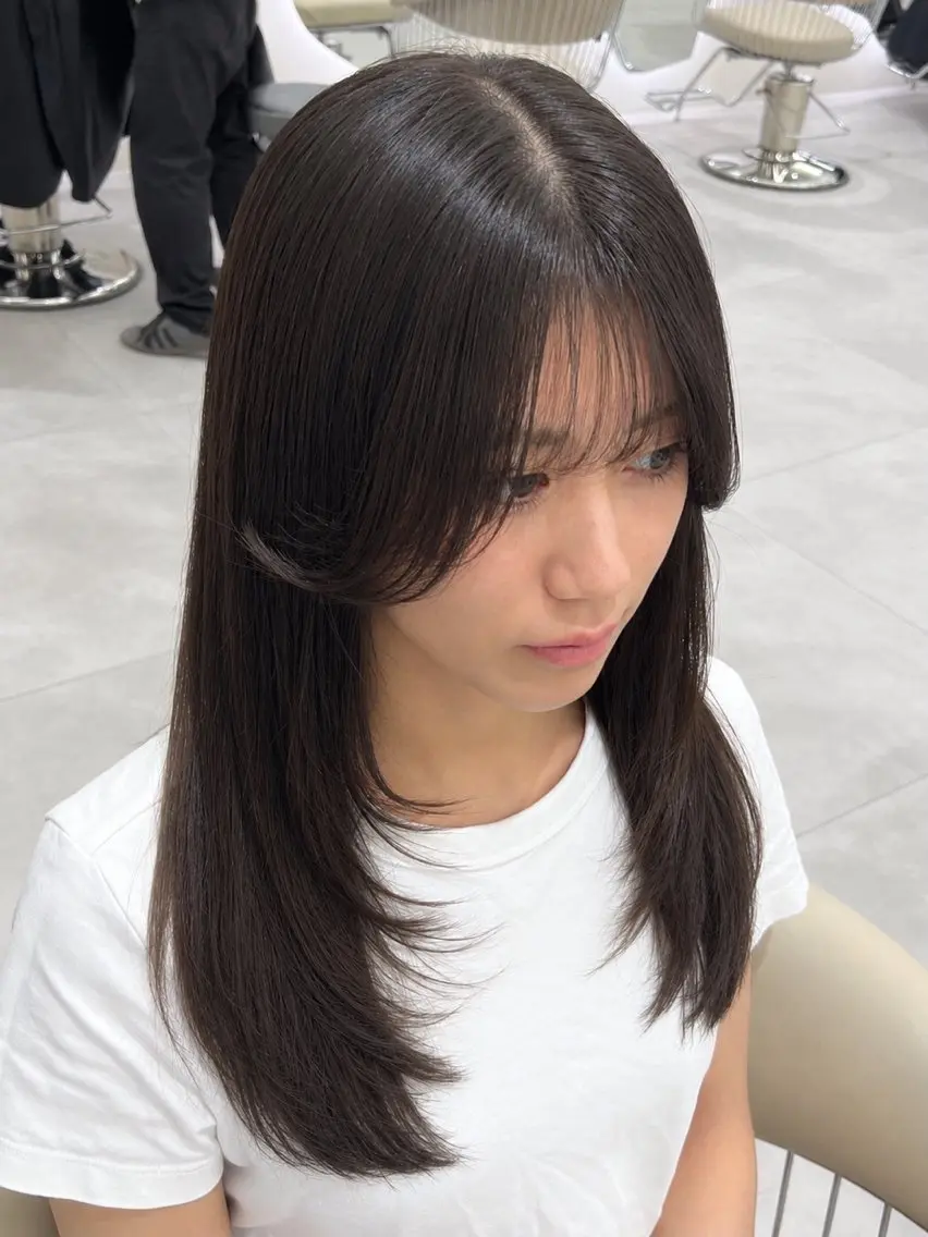 ロング カラー 透明感カラー グレージュ 韓国風ヘア レイヤーカット カット ヘアカラー トリートメント メンズ/韓国レイヤー /透明感カラー那須野のヘアスタイル