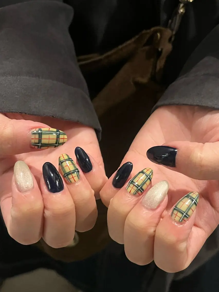 ネイル supe_ シイナのネイルデザイン