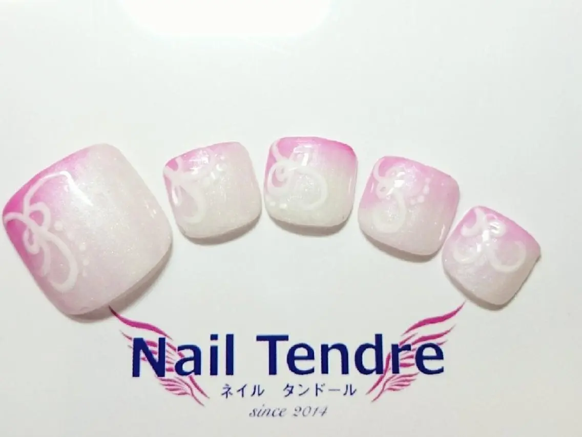 ネイル アートネイル ジェルネイル ソフトジェル ストーンネイル フットネイル Nail  Tendreのネイルデザイン