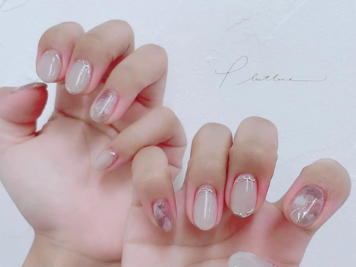 ネイル アートネイル 持ち込み ニュアンスネイル Platluce. ERIのネイルデザイン