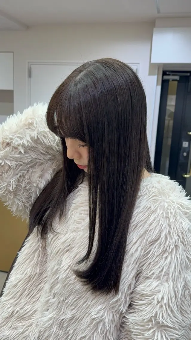 ロング カット ヘアカラー 韓国レイヤー 🎀ダブルカラーのヘアスタイル