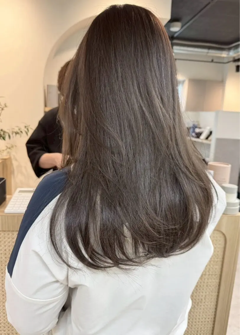 ロング カラー 透明感カラー オリーブカラー 透明感カラー🫧 KURUMIのヘアスタイル