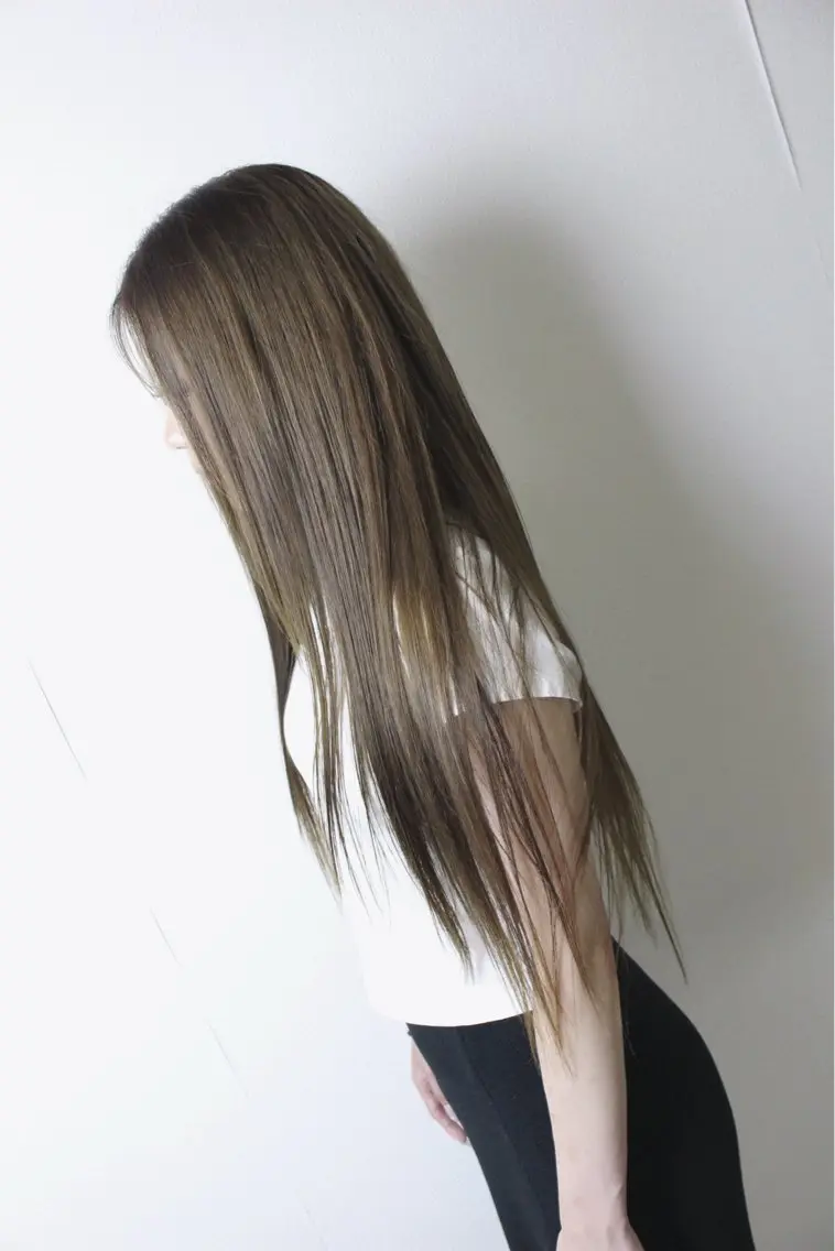 ロング カラー ベージュカラー ブリーチ ロング ヘアカラー 土居 正季のヘアスタイル