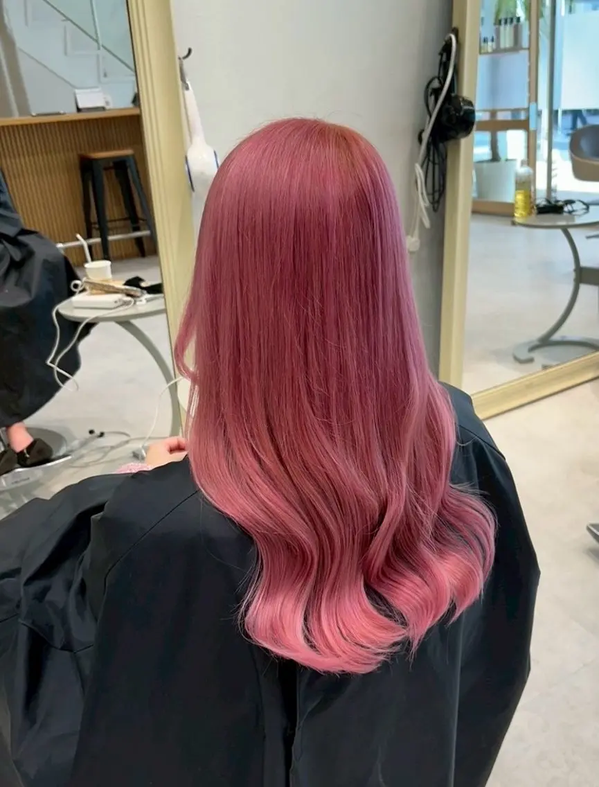 ロング カラー 【暖色カラー+ブリー チ特化】💟まなみのヘアスタイル