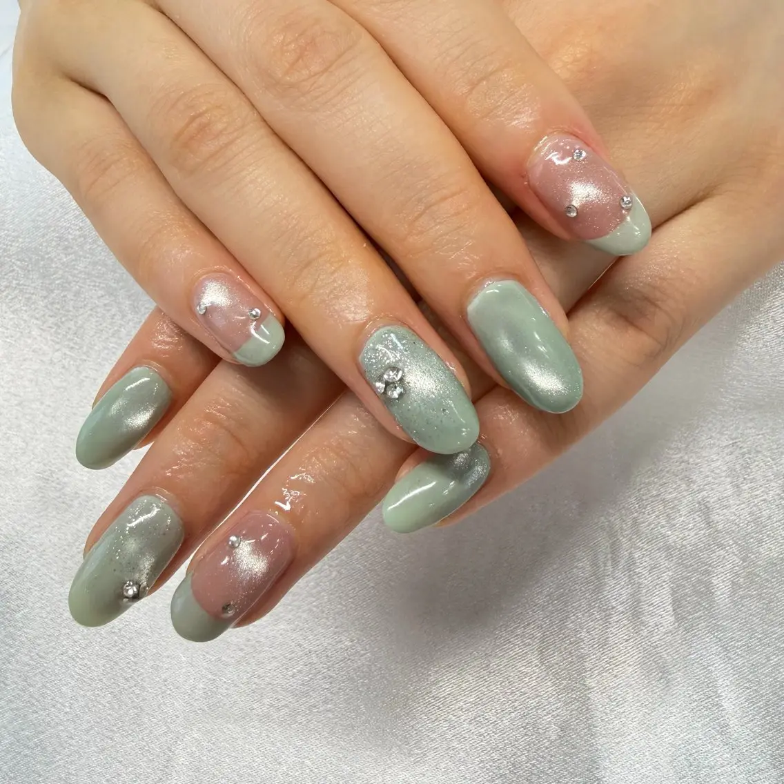 ネイル Lily me.のネイルデザイン