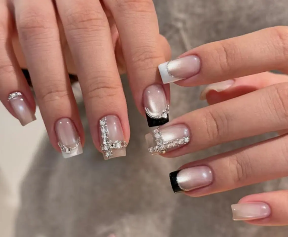 ネイル ハンドネイル 🎀 NaNa_nailのネイルデザイン