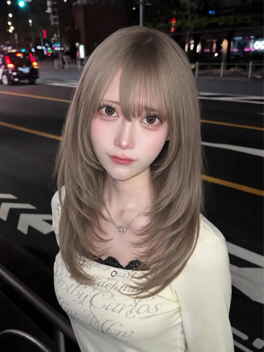 ミディアム レイヤーカット 奥山 みのりのヘアスタイル