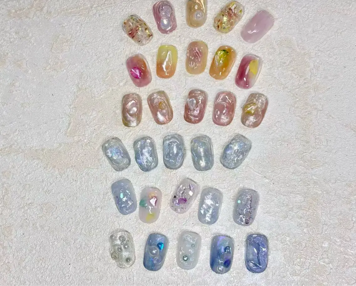 【自爪】上品デザイン2本アート¥5980の写真