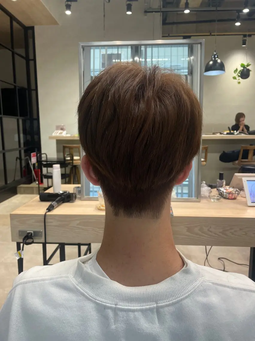 メンズ ヘアカラー カラー&縮毛 kotojiのヘアスタイル