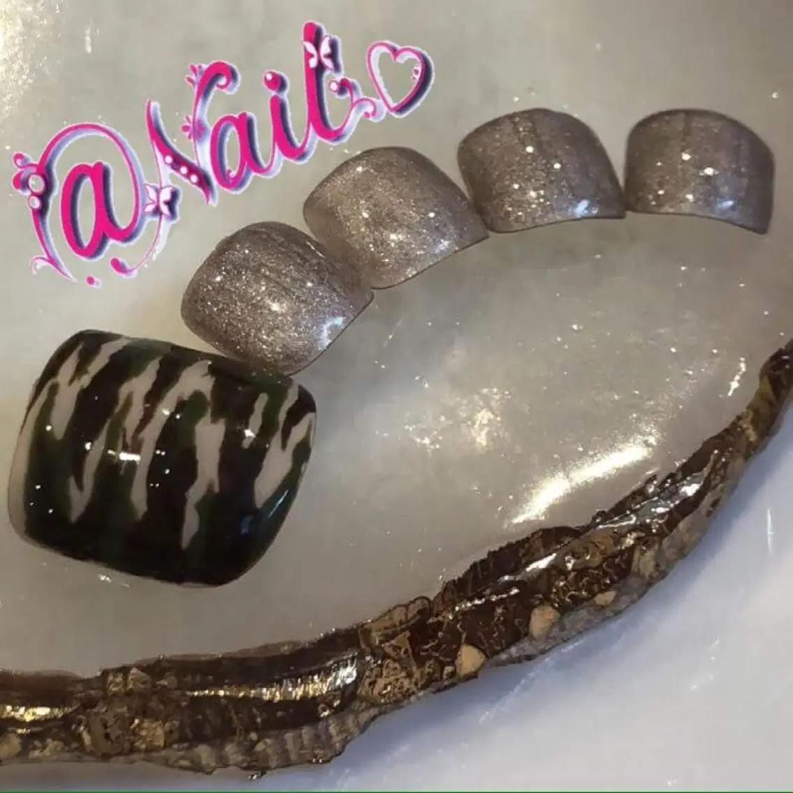 ネイル ネイルチップ 小尾 栞のネイルデザイン