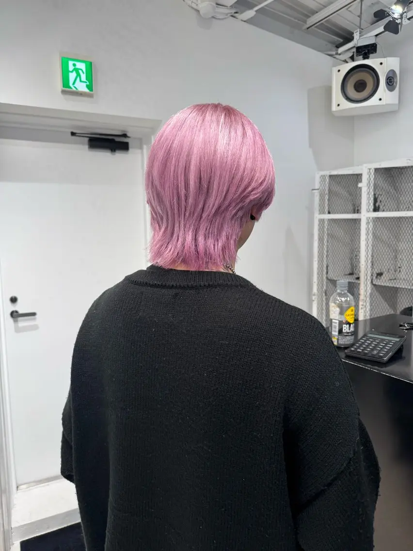カラー ヘアアレンジ メンズ メンズブリーチ ブリーチ ラベンダーカラー ラベンダーピンク ピンクカラー カット ヘアカラー トリートメント 艶ハイトーン/ヘア アレンジAYAKAのヘアスタイル