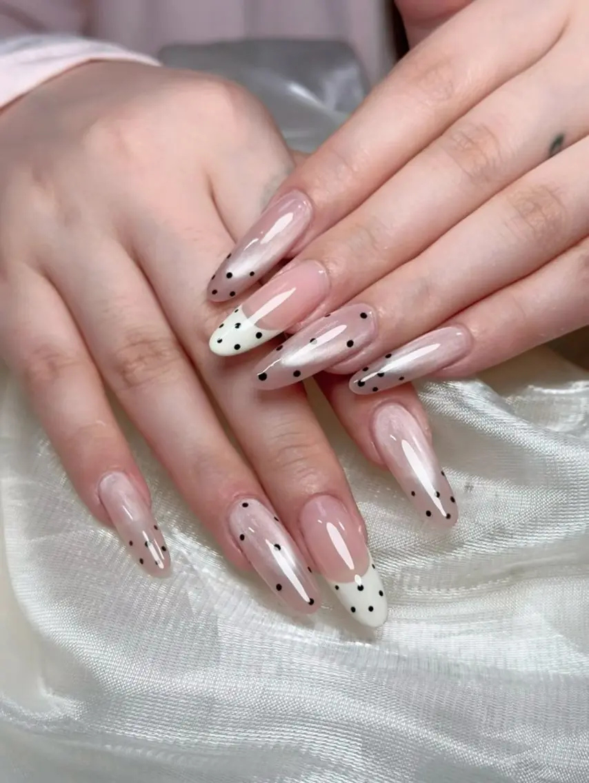 ネイル アートネイル ジェルネイル キラキラネイル 韓国ネイル オフィスネイル DAISY_NAIL 【フィルイン専門店】のネイルデザイン
