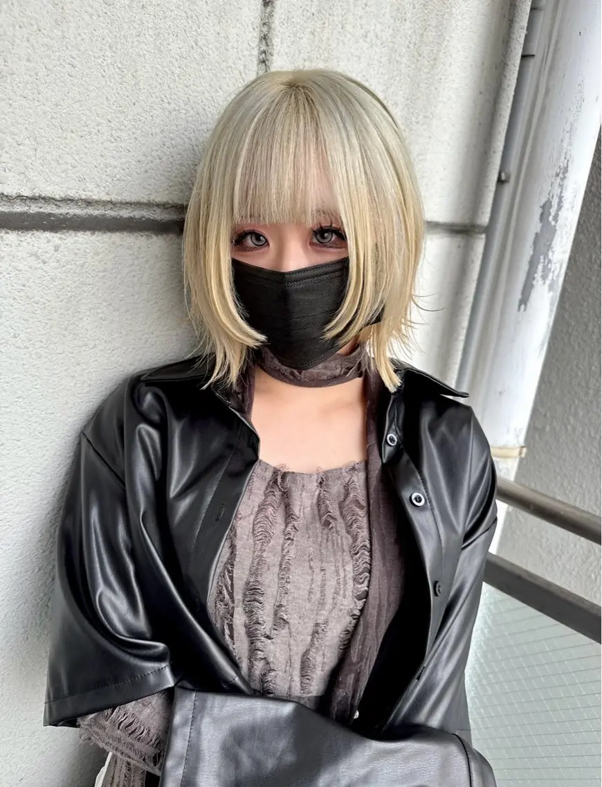 ショート カラー 切りっぱなしボブ ショートボブ ハンサムショート ベリーショート バレイヤージュ 【.ico】心斎橋/ ウルフ/飛田ゆうきのヘアスタイル