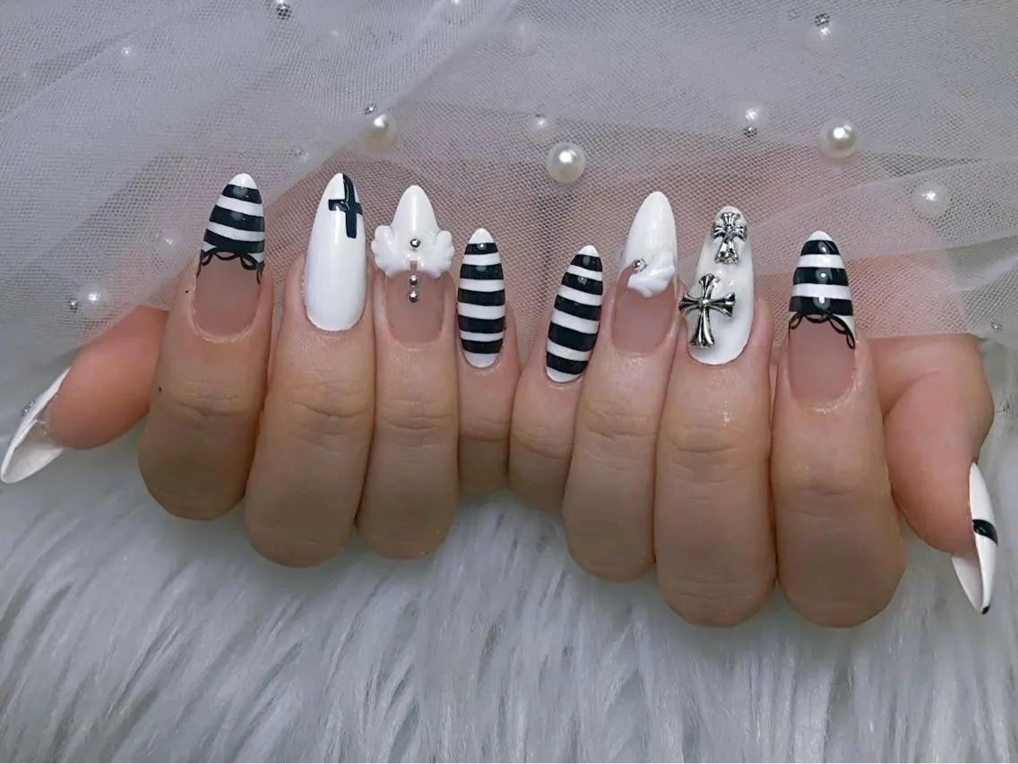 ネイル lucky nail 歌舞伎町のネイルデザイン