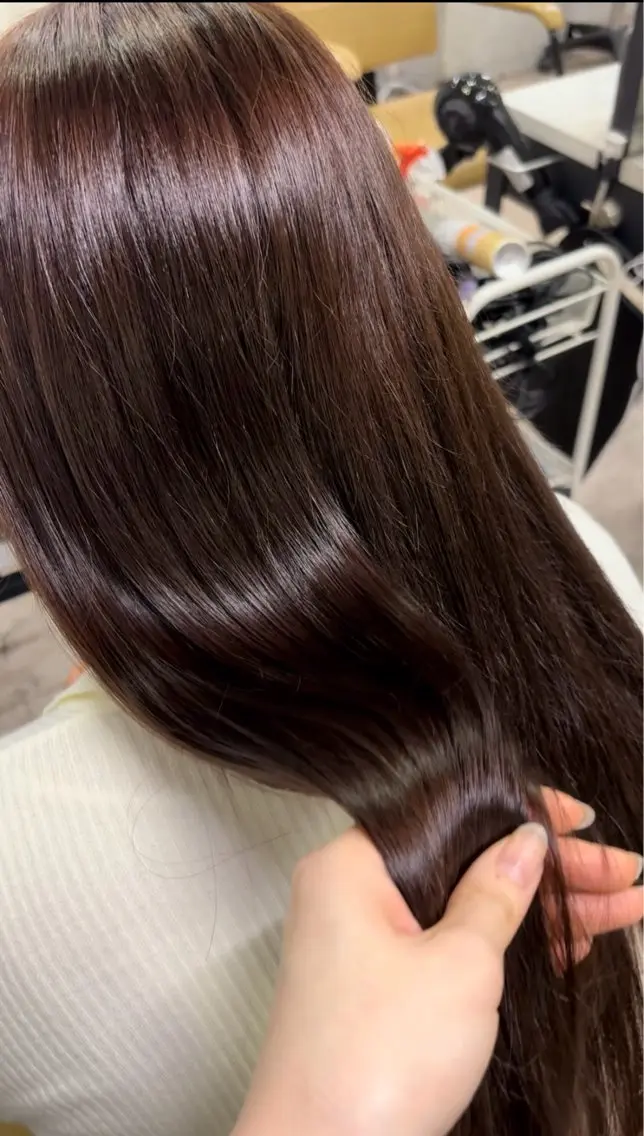 ロング チョコレートブラウン トリートメント 透明感カラー🦋 Yuu🦋のヘアスタイル