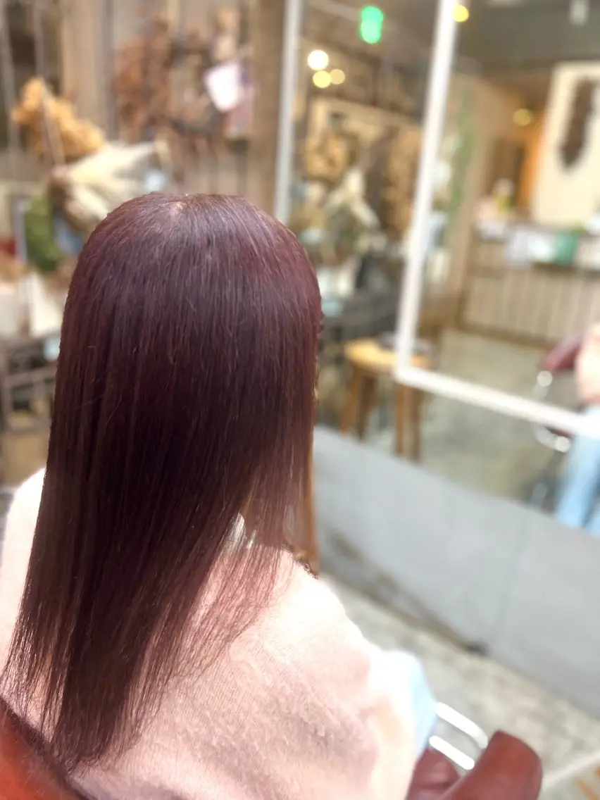 ミディアム ピンクブラウン ヘアカラー 等々力 唯奈のヘアスタイル
