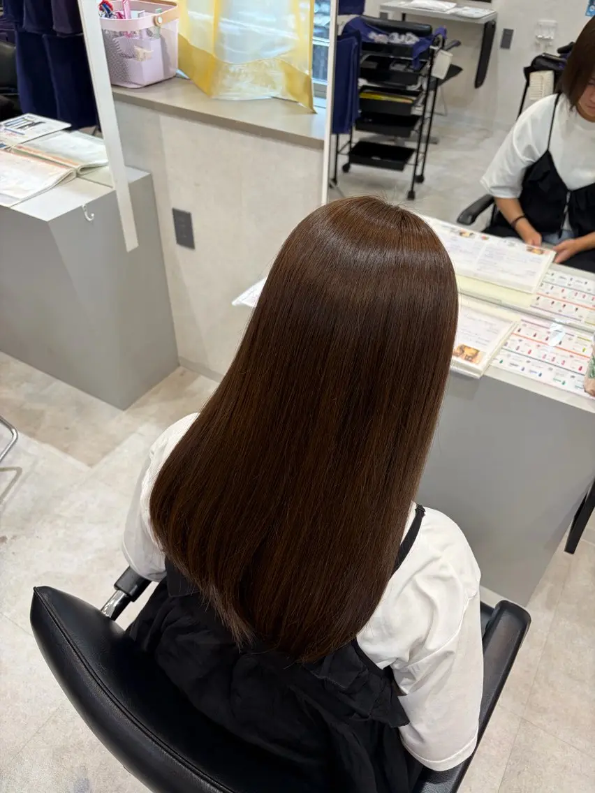ロング ヘアカラー トリートメント 平瀬 胡桃のヘアスタイル