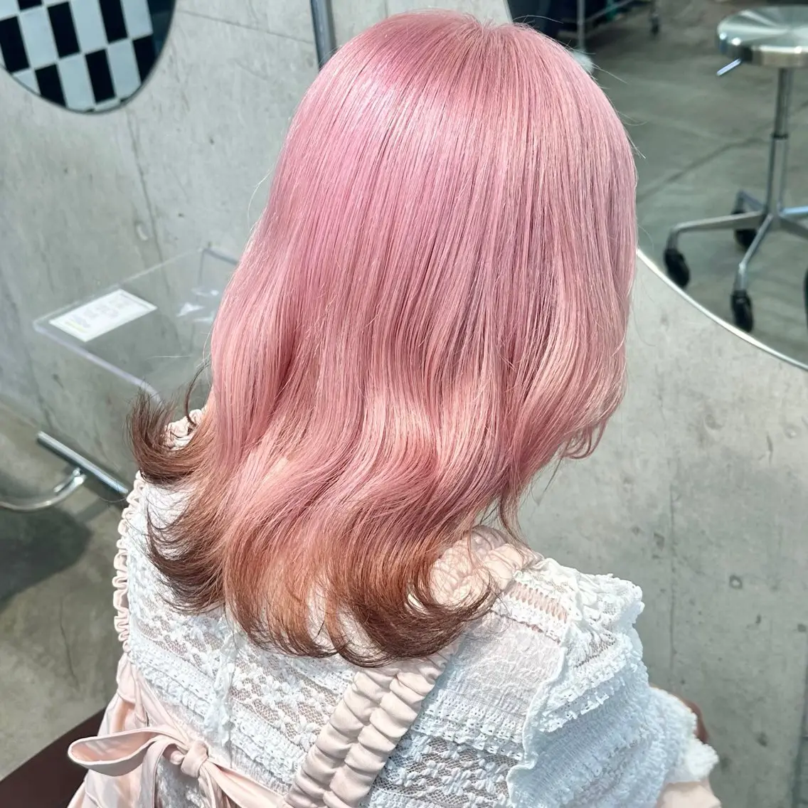 セミロング 🤍ムラ修正ブリーチ 🤍原宿/YUUのヘアスタイル