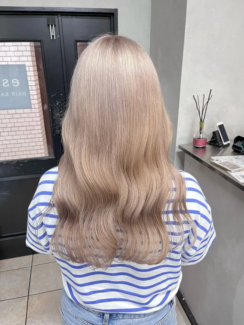 ロング カラー ヘアカラー ハイトーン髪質改善 🫧大阪/kanonのヘアスタイル