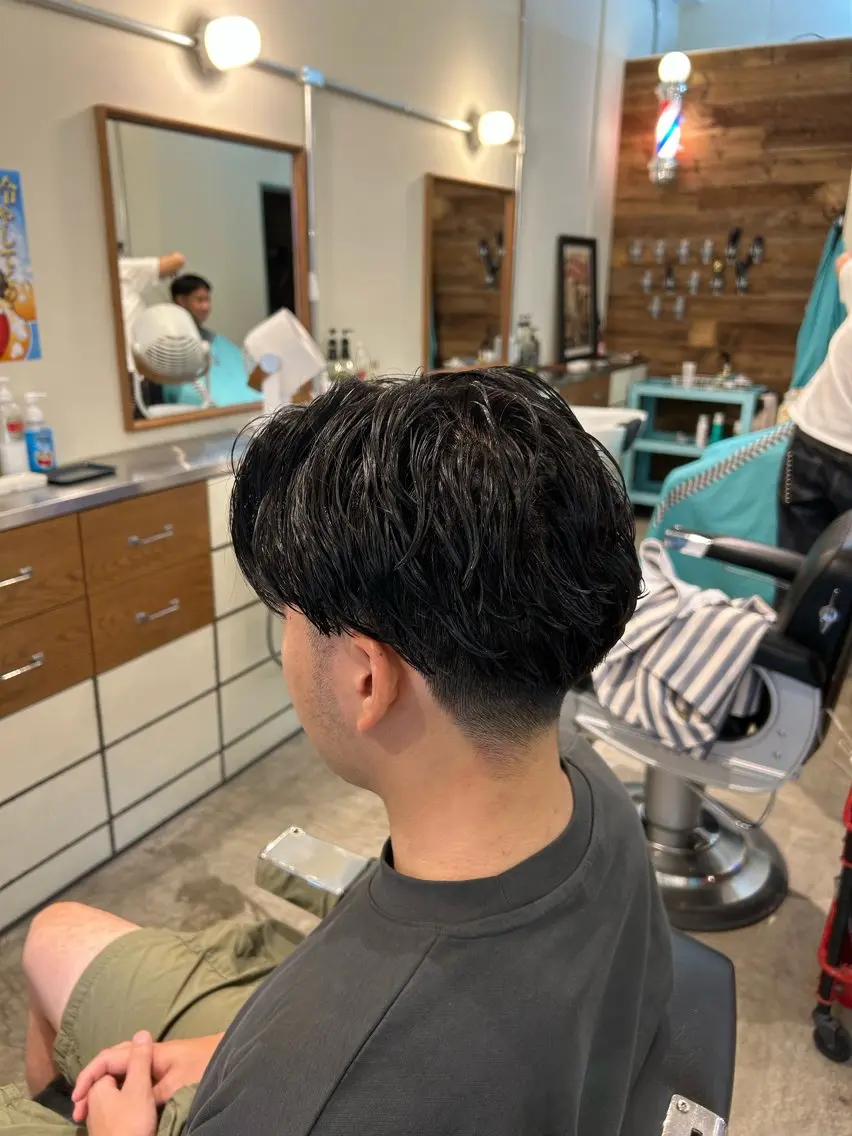 ショート パーマ パーマ 鴇巣 翼のヘアスタイル