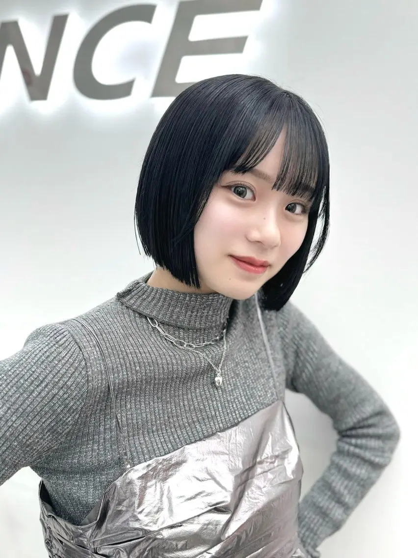 ショート カラー ヘアアレンジ カット ヘアカラー トリートメント ヘッドスパ ヘアセット 縮毛矯正🤍 ボブ/ HIKARIのヘアスタイル