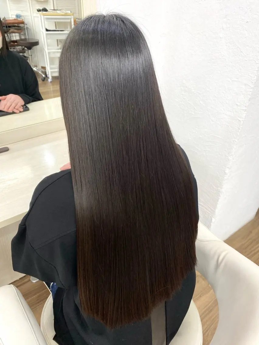 ロング トリートメント GLOSS♡ ヤマガミコウジのヘアスタイル