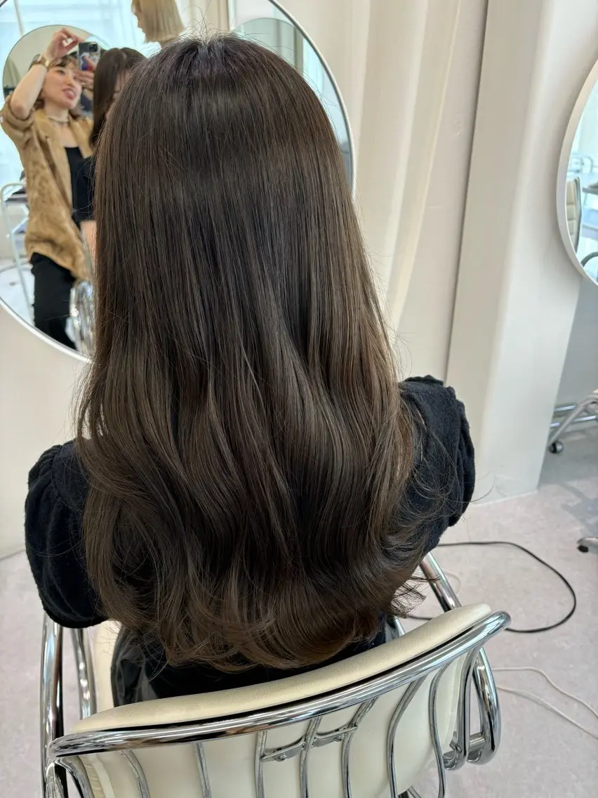 ロング カラー カット ヘアカラー トリートメント レイヤーカット🎀 kanaのヘアスタイル