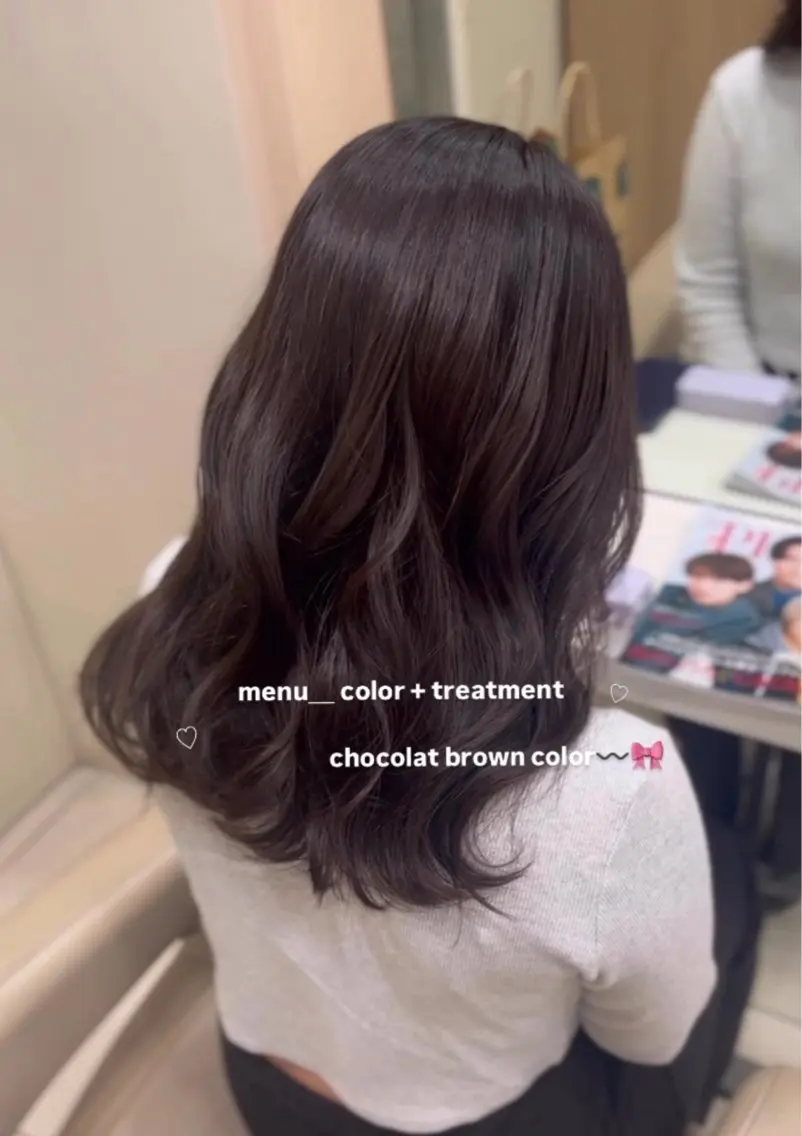 セミロング カット ヘアカラー 🎀さ こﾁ🎀のヘアスタイル