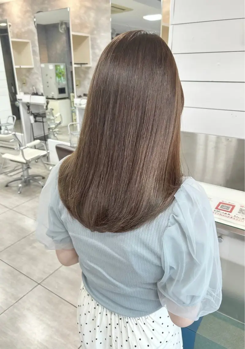セミロング 縮毛矯正✖髪質改善 仁木伸明のヘアスタイル