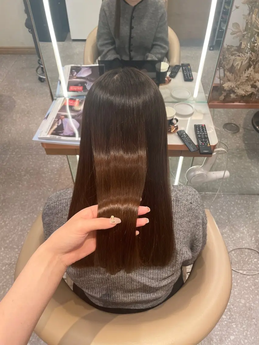 ロング 縮毛矯正 穴吹 涼のヘアスタイル