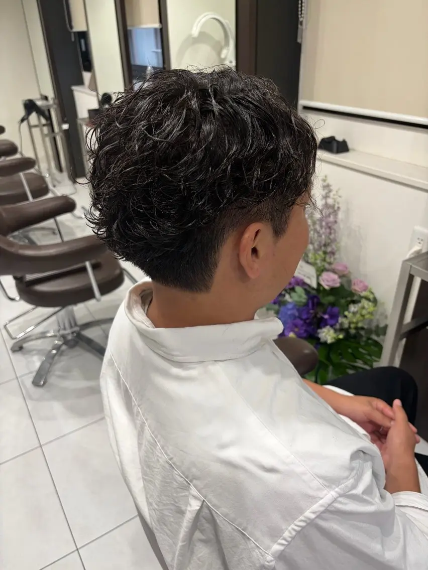 ショート パーマ カット パーマ 菊地 秀斗のヘアスタイル