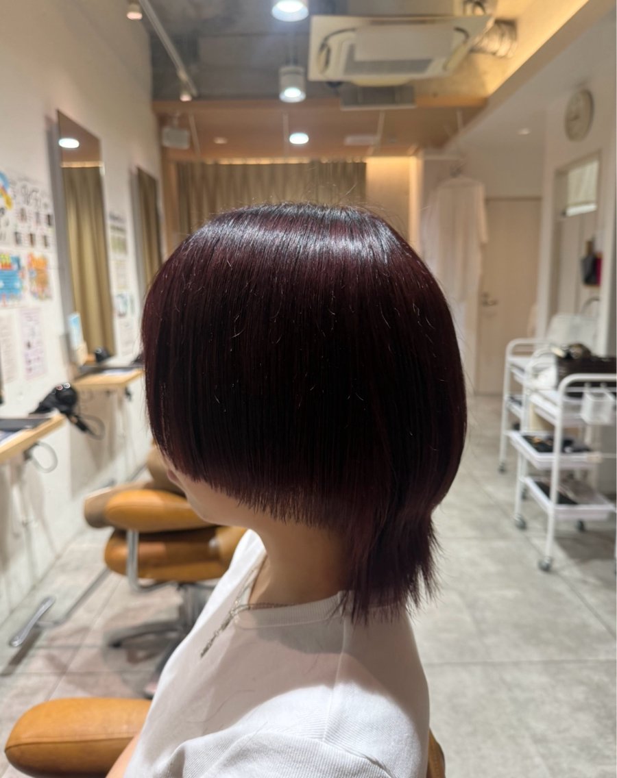 ショート カット 小西 舞依のヘアスタイル