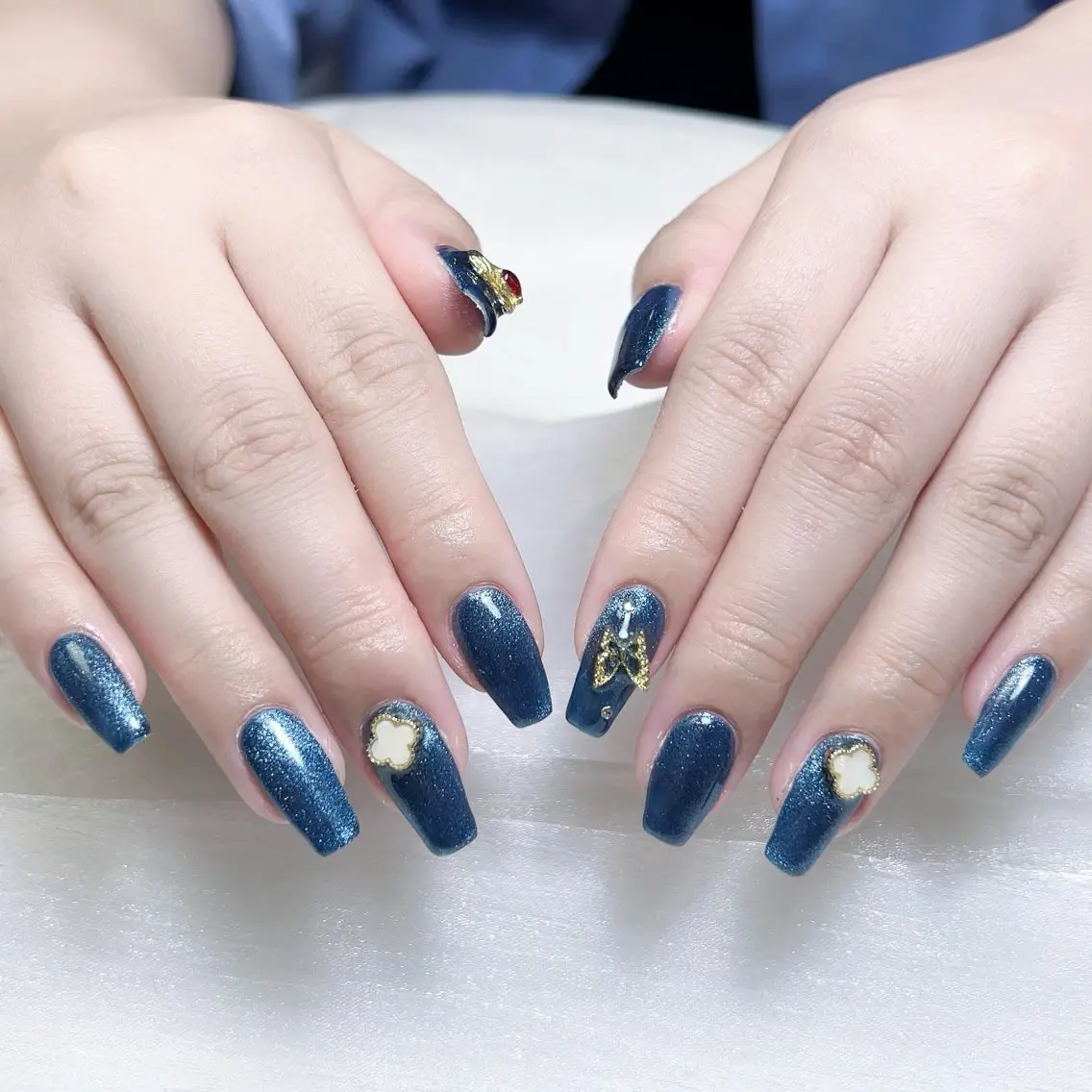メンズ ネイル マグネットネイル ハンドネイル Nail salon 木にいるのネイルデザイン