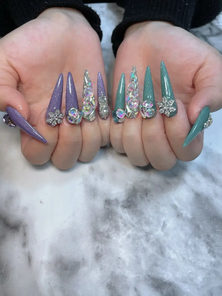 ネイル ラメ(グリッター) ロングネイル 持ち込み ハンドネイル Kayo 💅のネイルデザイン
