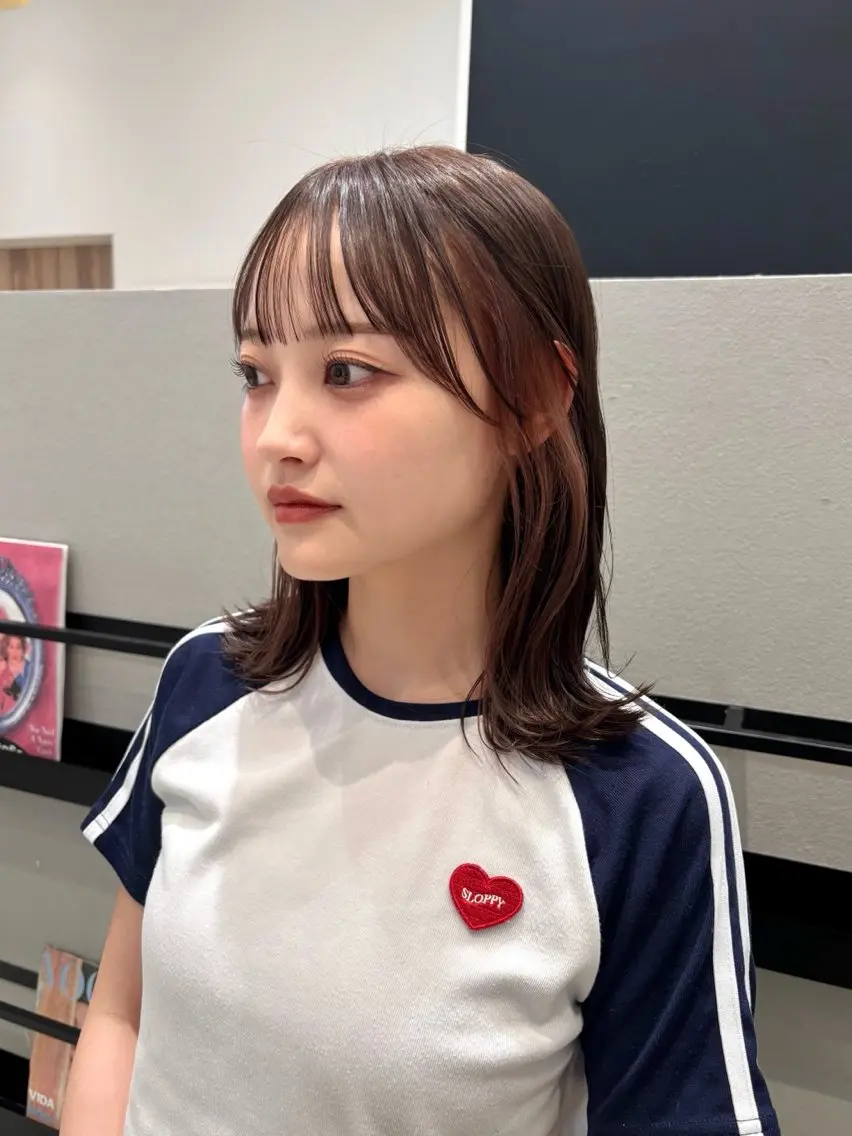 ミディアム カラー ブラウンカラー カット ヘアカラー 透明感カラー/ レイヤーkotonoのヘアスタイル