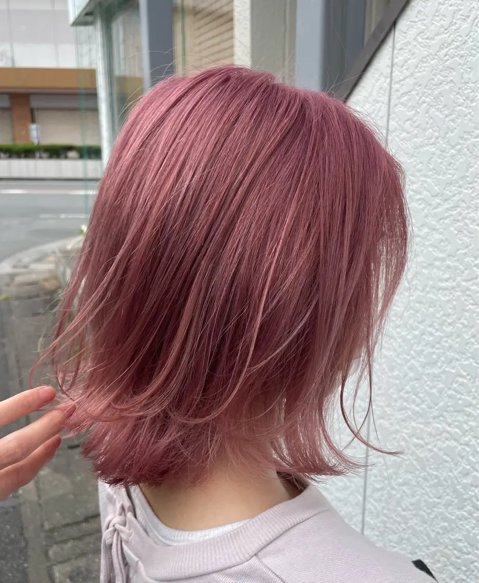 ロング カラー インナーカラー 推し ブリーチ 髪質改善のヘアスタイル