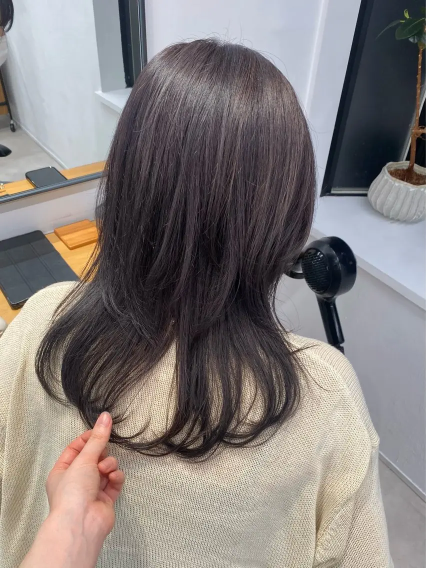 カラー ヘアカラー Lomalia hayaのヘアスタイル
