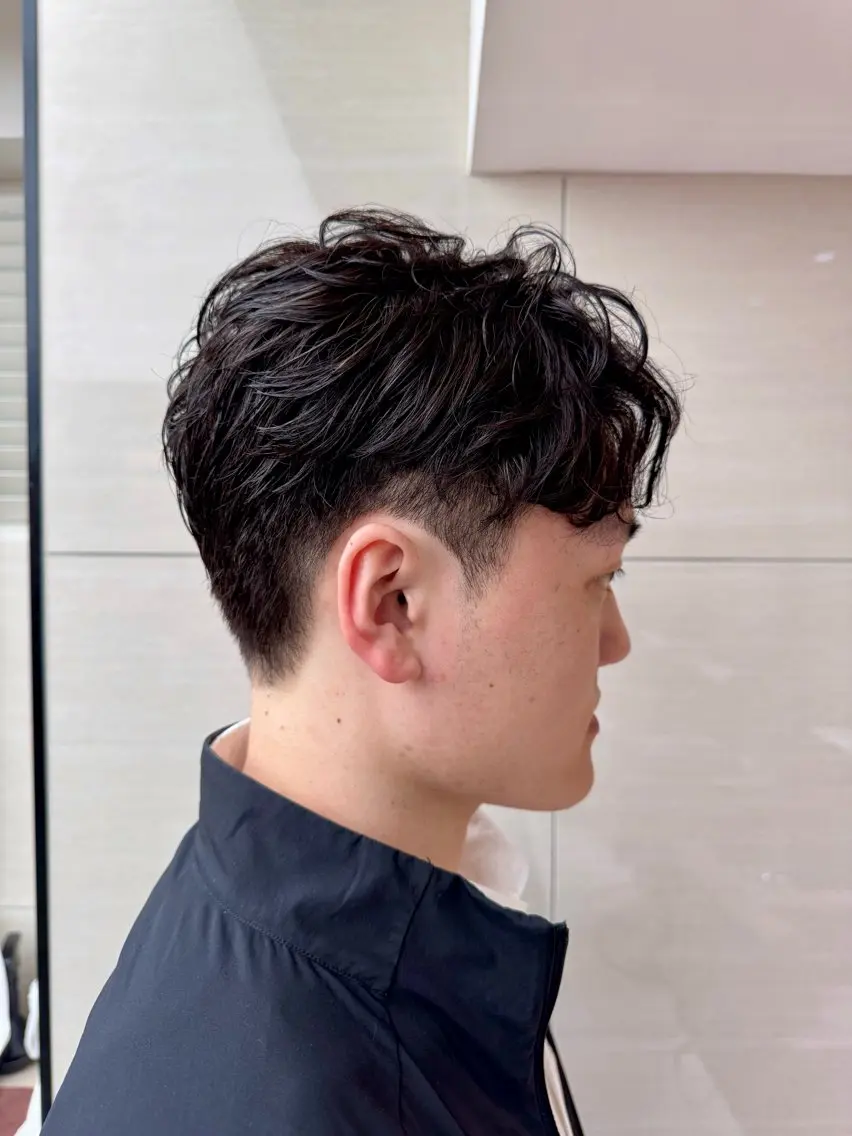 ショート メンズ 刈り上げ カット トリートメント ヘアセット 坂下 昂汰のヘアスタイル